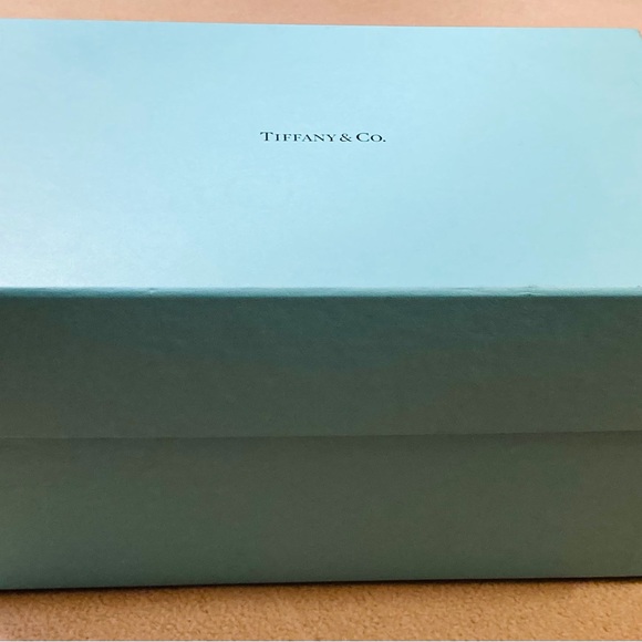 Tiffany & Co. Classic blue medium accessory gift box, to keep crystal,porcelain - Picture 2 of 13